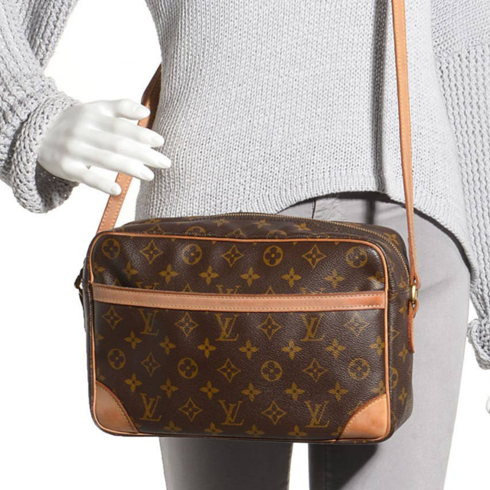 💎✨STUNNING✨💎 Louis Vuitton Monogram Trocadero 27